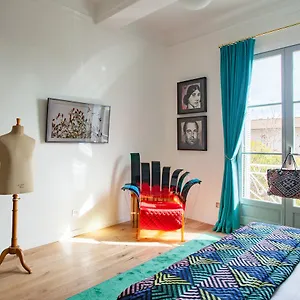 https://maison-du-collectionneur.fr-provencehotel.com