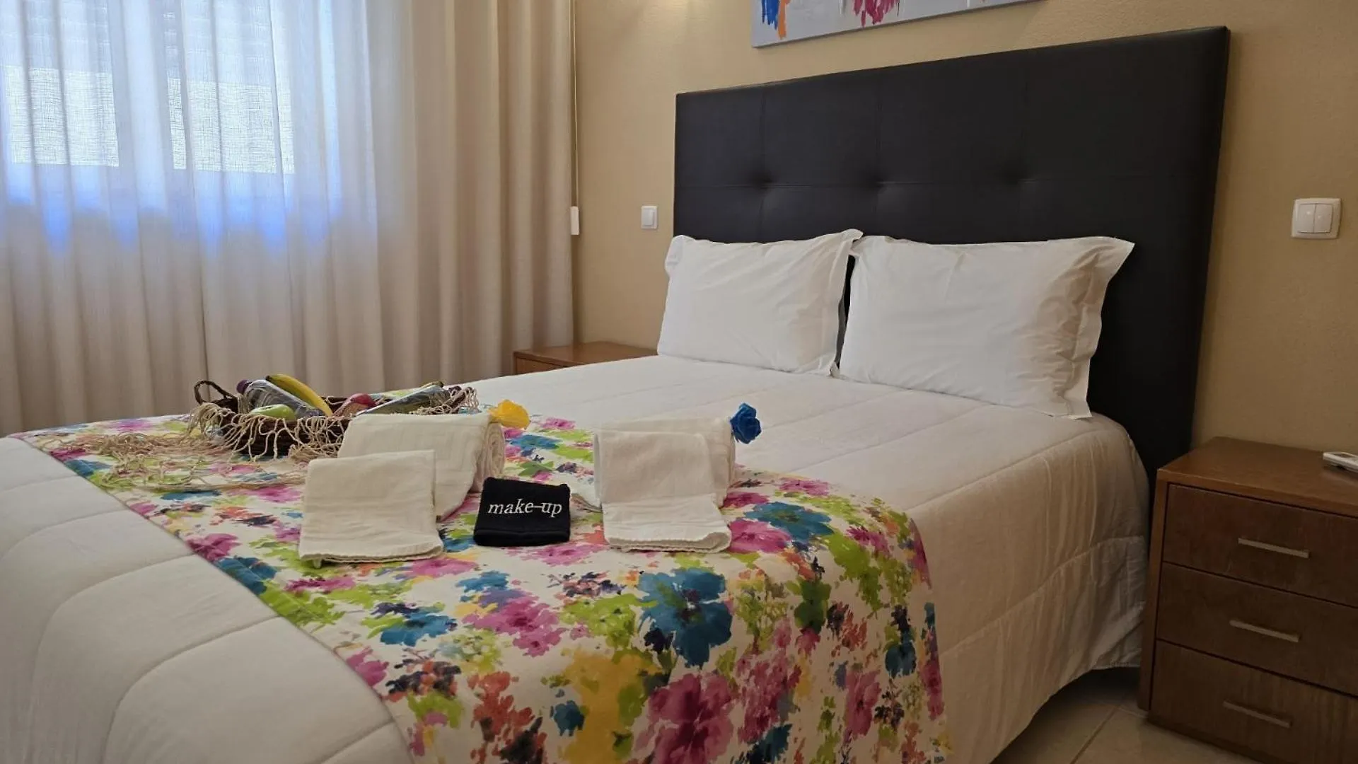 Gasthof Lc'S Guesthouse Lagos