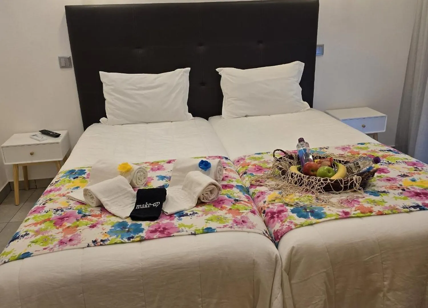 Lc'S Guesthouse Lagos Gasthof