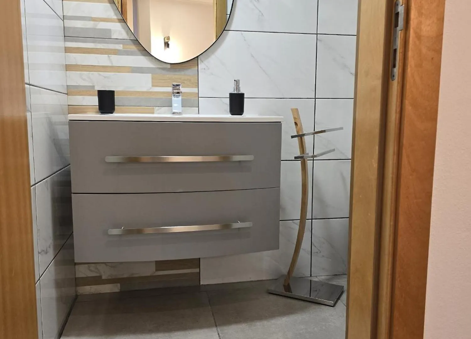 Lc'S Guesthouse Lagos